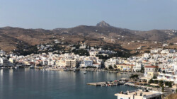 tinos